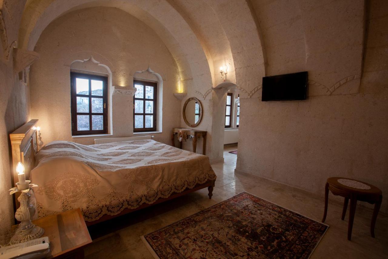 Narcissos Cave Hotel أوروغوبْ المظهر الخارجي الصورة